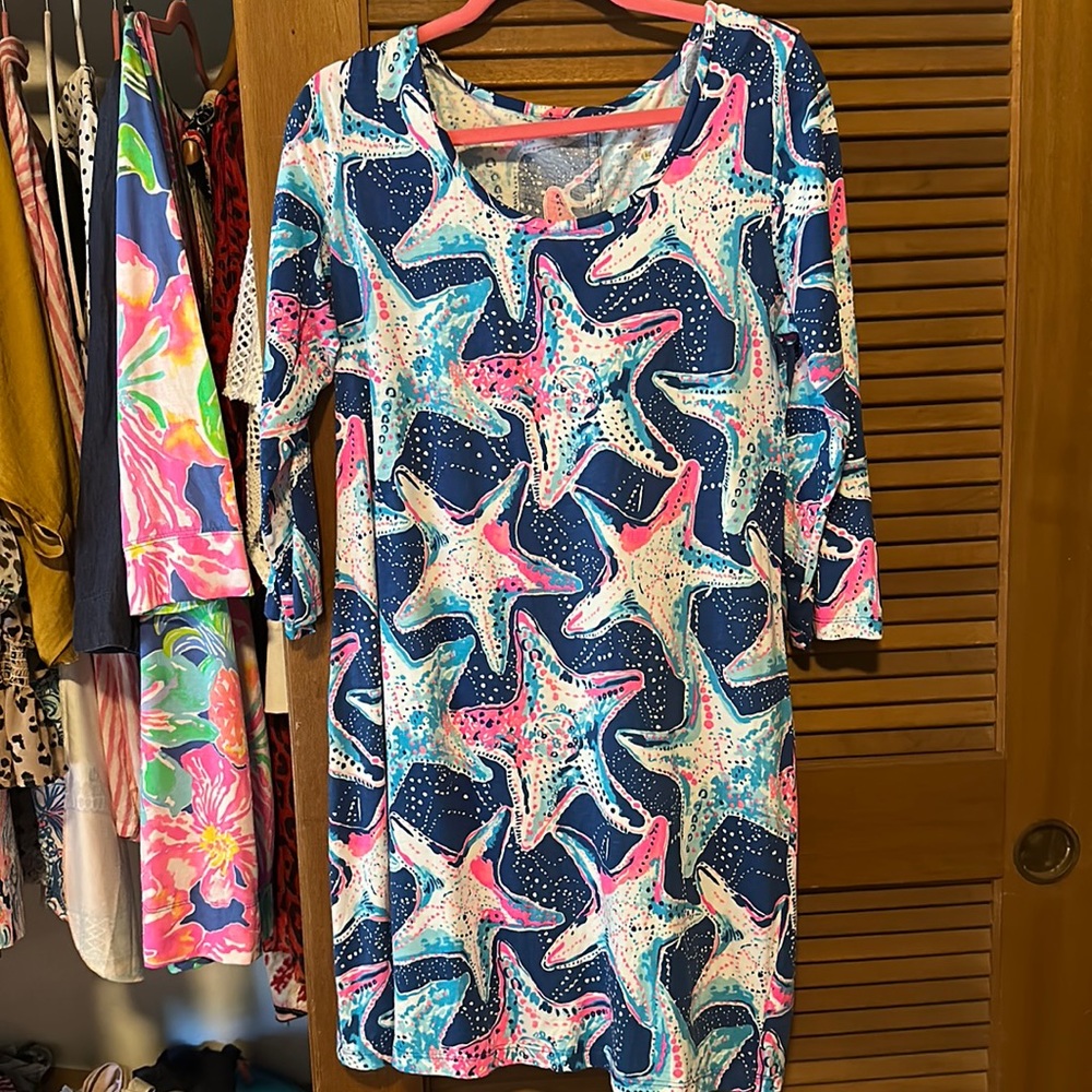 Lilly Pulitzer sz Large Marlowe EUC starfish